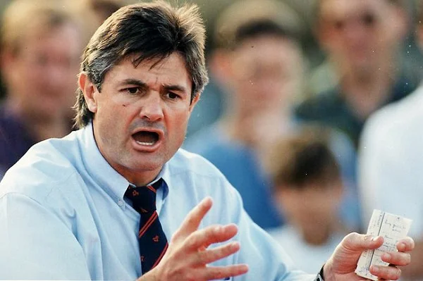 Neil Craig Coaching At Norwood Image courtesy of Norwood Football Club.